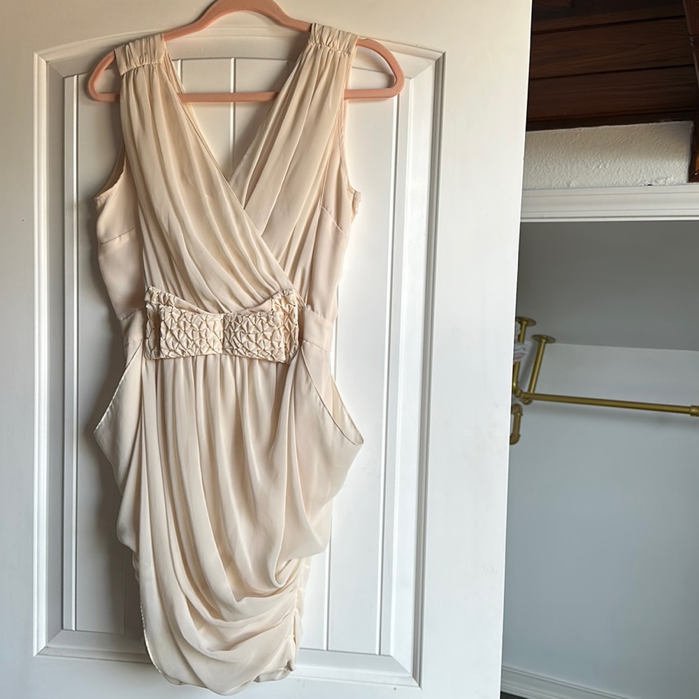 STUNNING ivory dress size 6 H&M